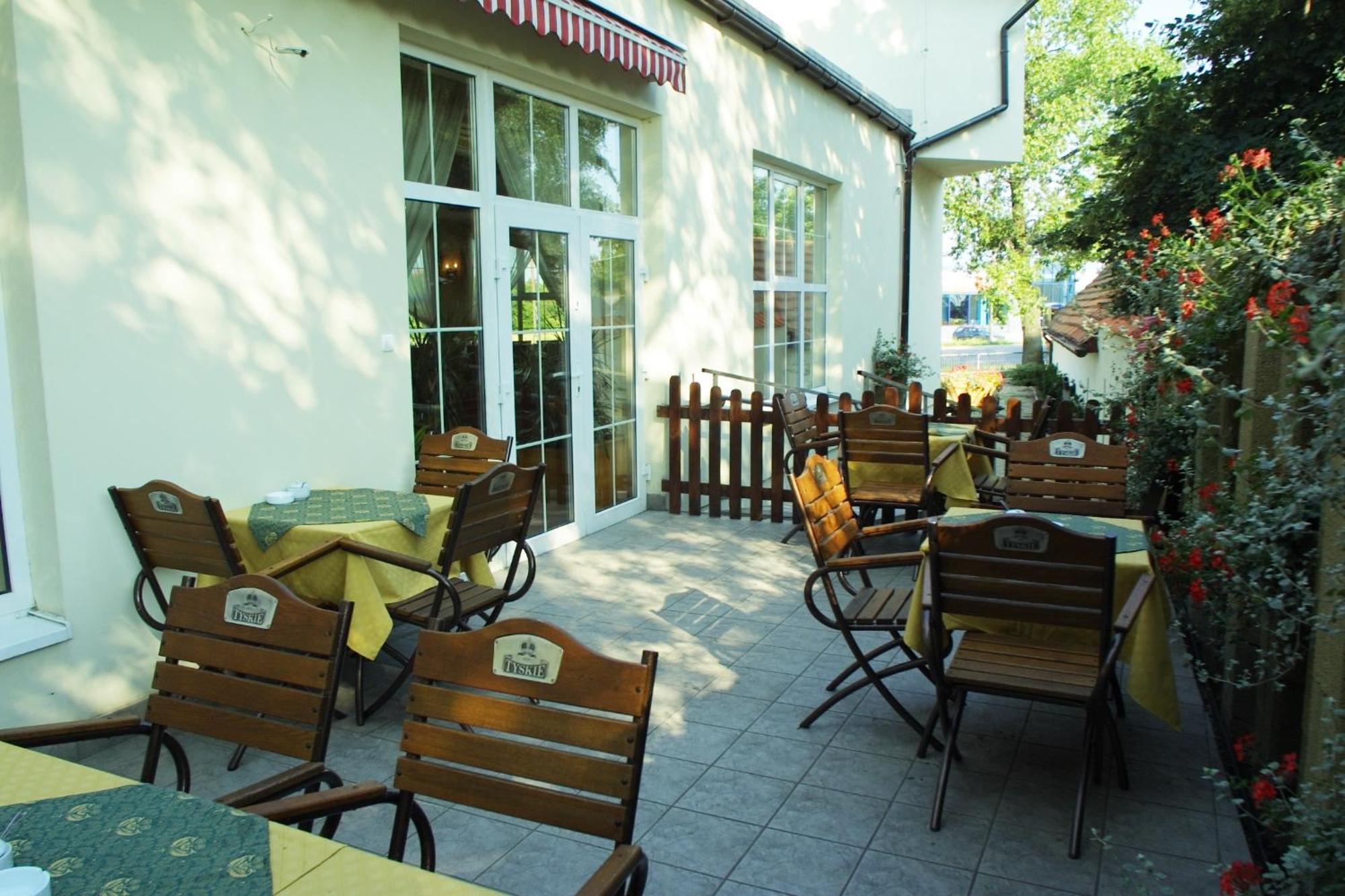Bielany Wrocławskie Hotel Bielany מראה חיצוני תמונה