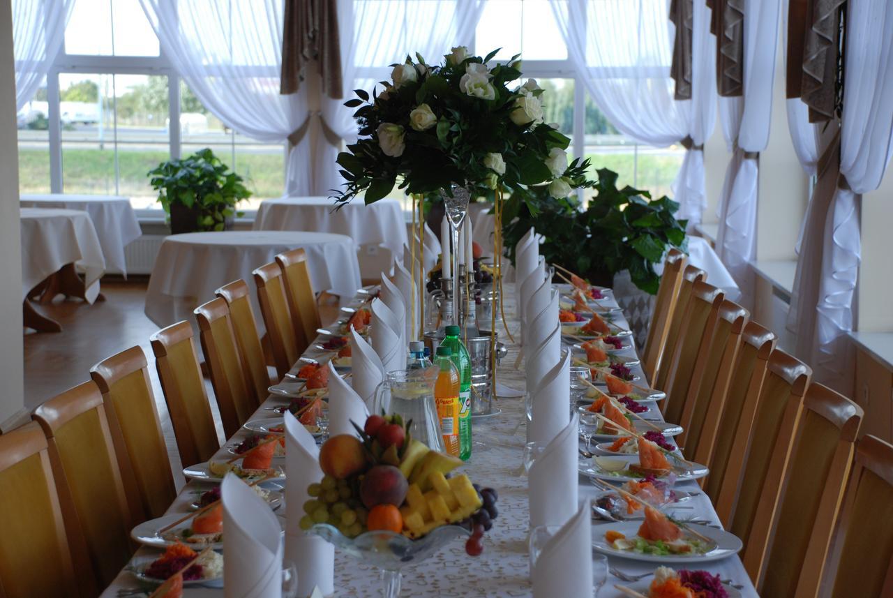 Bielany Wrocławskie Hotel Bielany מראה חיצוני תמונה