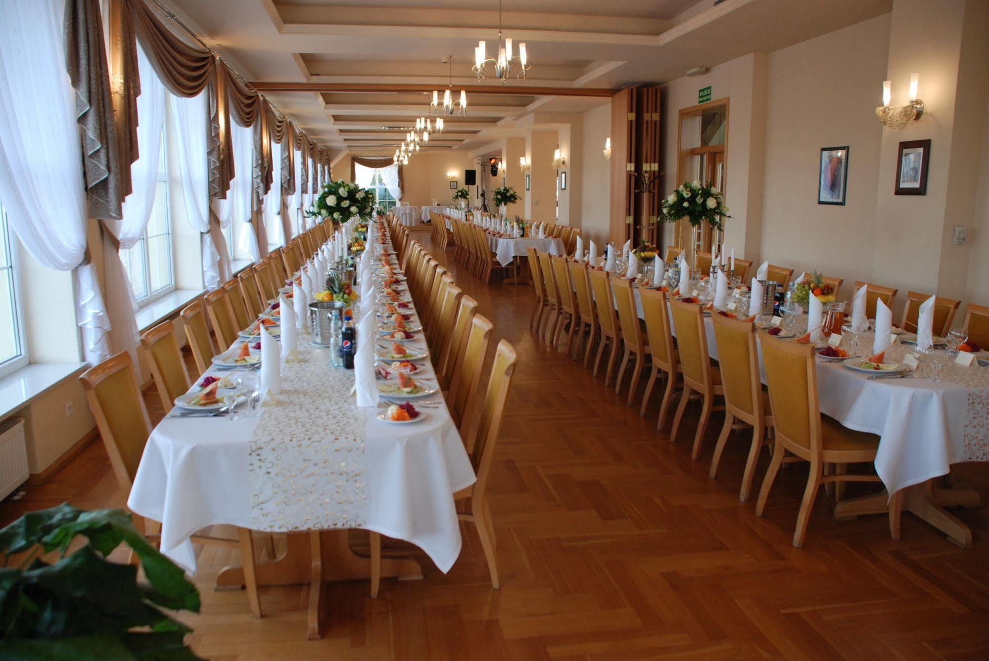 Bielany Wrocławskie Hotel Bielany מראה חיצוני תמונה