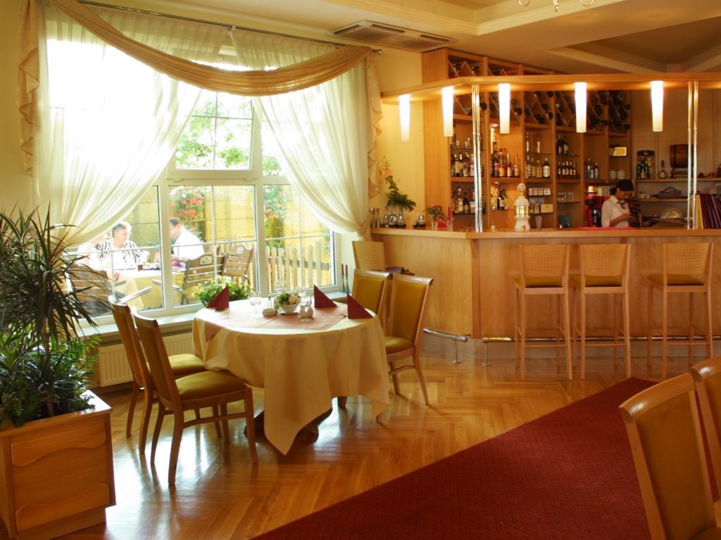 Bielany Wrocławskie Hotel Bielany מראה חיצוני תמונה
