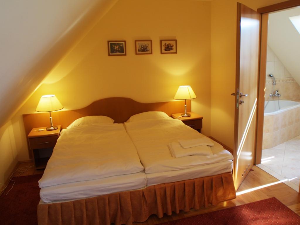 Bielany Wrocławskie Hotel Bielany מראה חיצוני תמונה